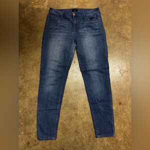 Celebrity Pink women’s jeans size 13/31